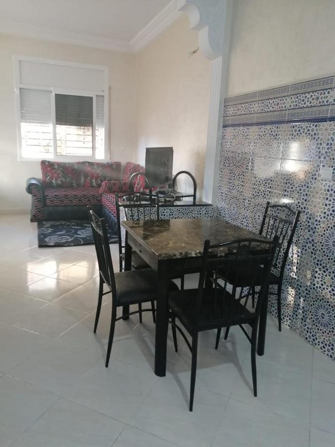 Top Appartement Equipe Pour Les Familles Kenitra Exterior foto