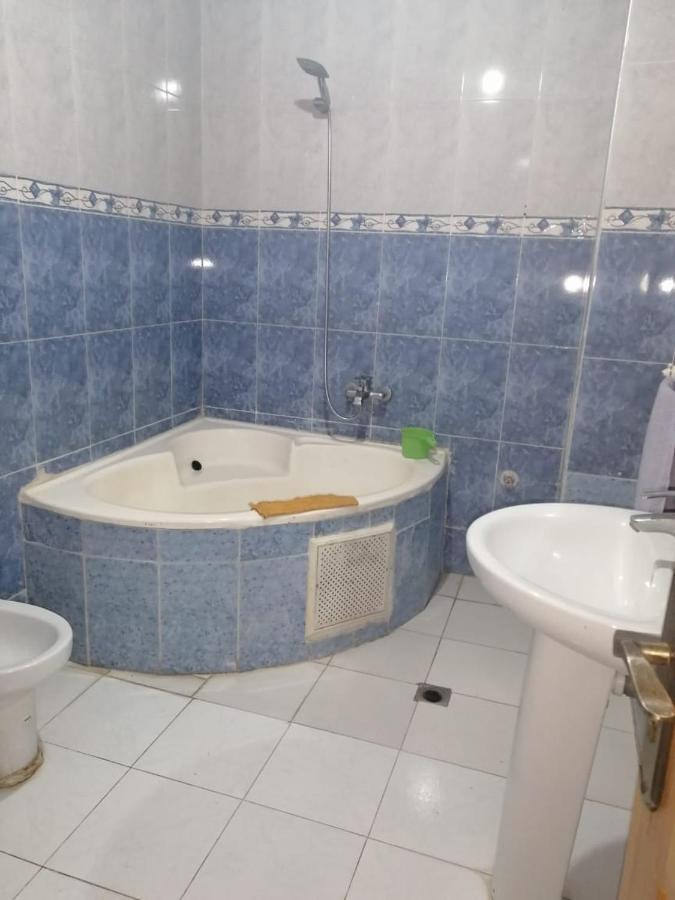 Top Appartement Equipe Pour Les Familles Kenitra Exterior foto